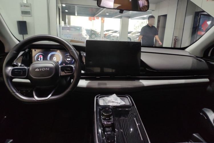 Used AION S Plus 2021 80 Tech Edition Center Console