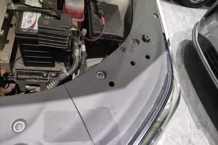 Used AION S Plus 2021 80 Tech Edition Engine Bay Left
