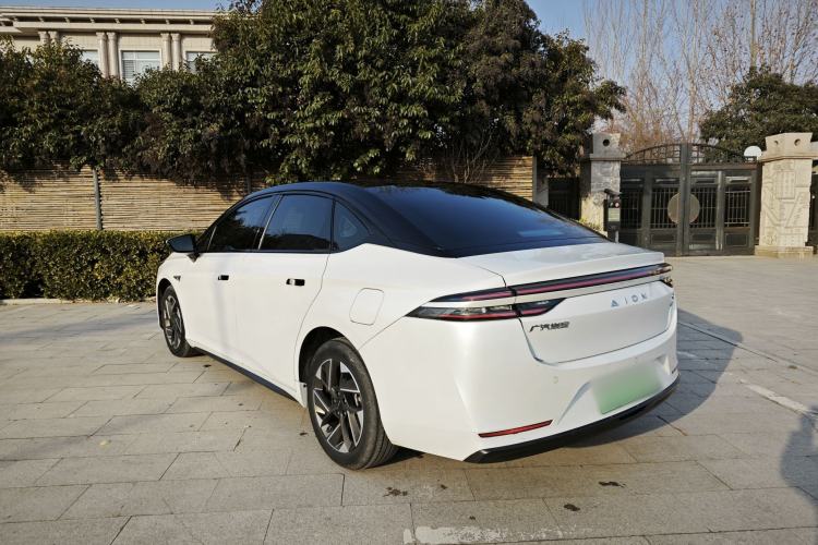 Used AION S Plus 2021 70 Intelligent Edition Exterior 4