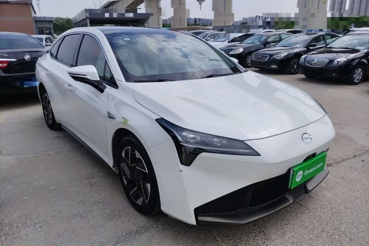 Used AION S Plus 2021 70 Intelligent Edition Front Right 45 Deg