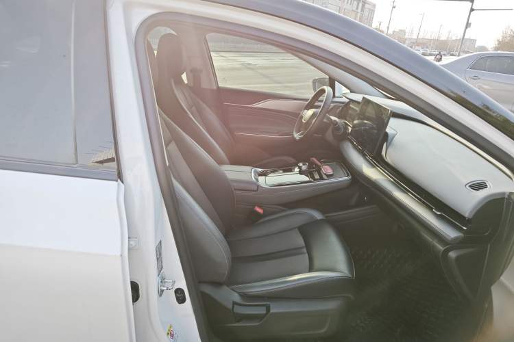 Used AION S Plus 2021 70 Intelligent Edition Interior 10