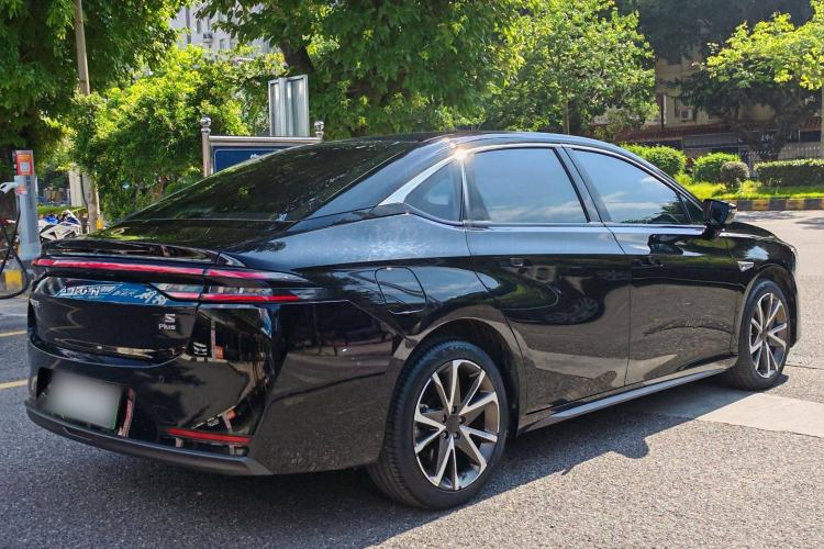 Used AION S Plus 2022 70 Intelligent Edition Exterior 5