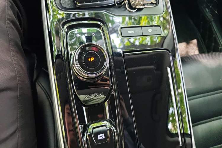 Used AION S Plus 2022 70 Intelligent Edition Gear Lever