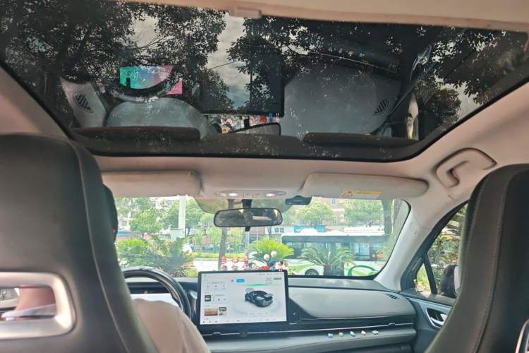 Used AION S Plus 2022 70 Intelligent Edition Headliner