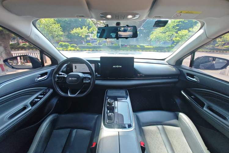 Used AION S Plus 2022 70 Intelligent Edition Interior 1