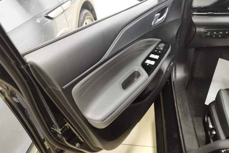 Used AION S Plus 2022 70 Intelligent Edition Left Front Door Interior