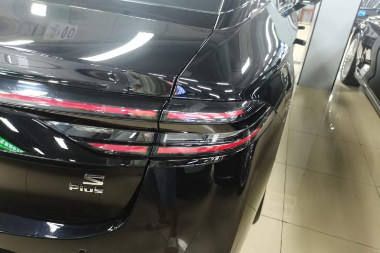 Used AION S Plus 2022 70 Intelligent Edition Right Rear Taillight