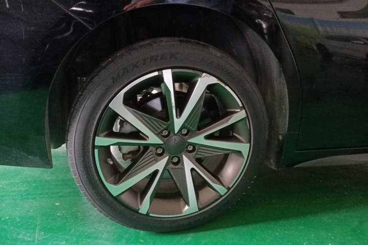 Used AION S Plus 2022 70 Intelligent Driving Edition Right Rear Wheel Hub