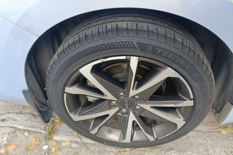 Used AION S Plus 2022 70 Intelligent Edition Exterior 5