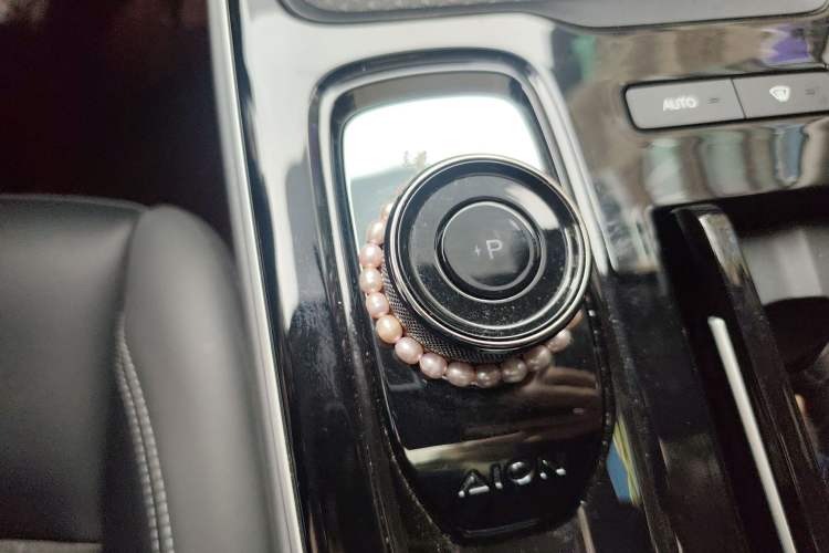 Used AION S Plus 2022 70 Enjoy Edition Gear Lever
