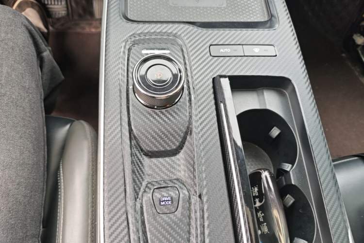 Used AION S Plus 2022 80 Tech Edition Gear Lever