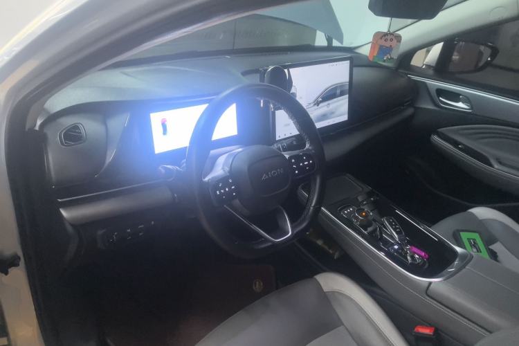 Used AION S Plus 2022 80 Tech Edition Interior 2