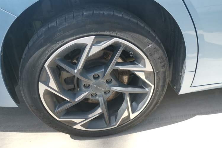 Used AION S Plus 2022 70 Enjoy Edition Right Rear Wheel Hub