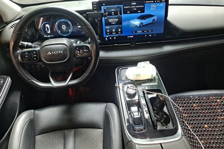 Used AION S Plus 2022 70 Enjoy Edition Center Console
