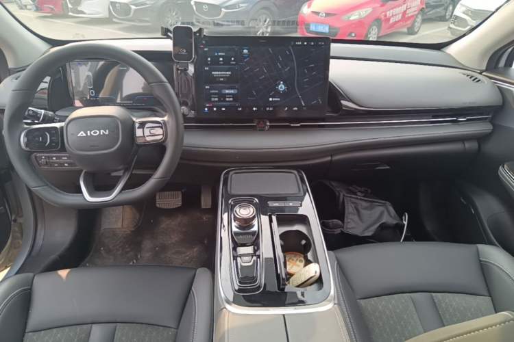 Used AION S Plus 2022 70 Enjoy Edition Center Console
