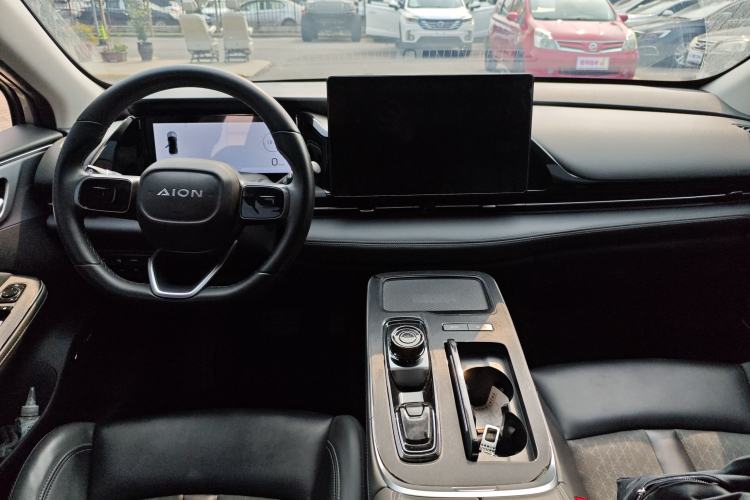 Used AION S Plus 2022 70 Intelligent Edition Center Console