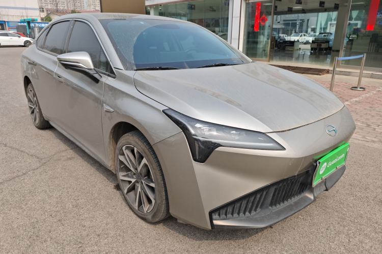 Used AION S Plus 2022 70 Intelligent Edition Front Right 45 Deg