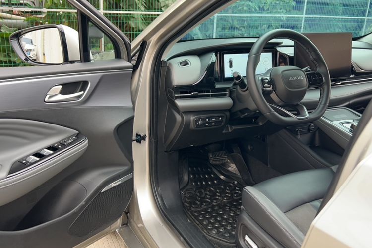 Used AION S Plus 2022 70 Intelligent Edition Interior 1