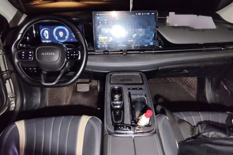 Used AION S Plus 2022 70 Intelligent Edition Interior 2