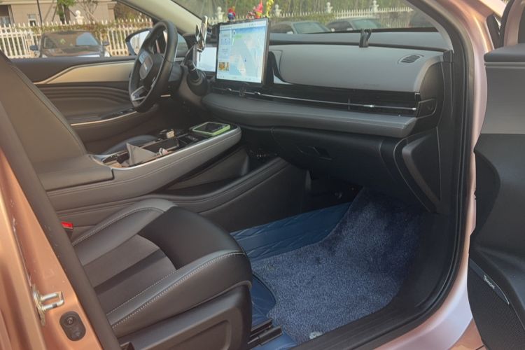 Used AION S Plus 2022 70 Intelligent Edition Interior 4