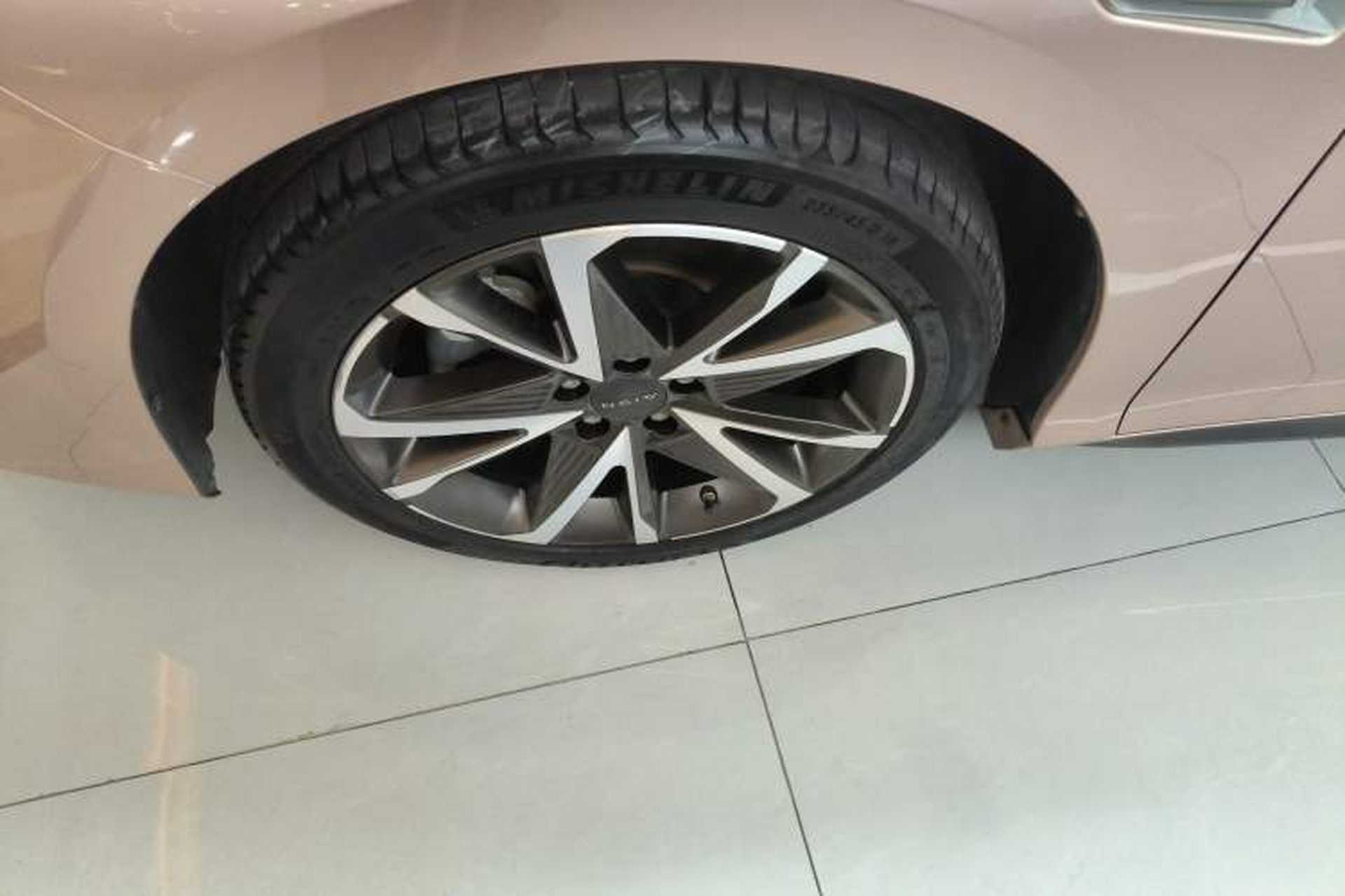 Used AION S Plus 2022 70 Intelligent Edition Left Front Wheel Hub