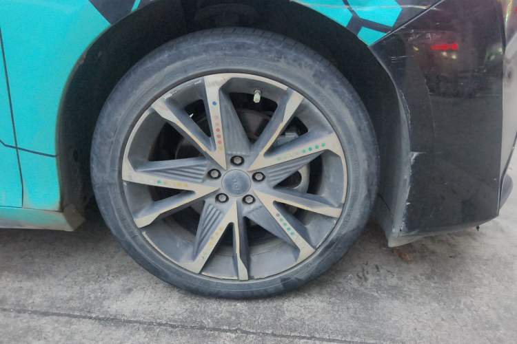 Used AION S Plus 2022 70 Intelligent Edition Right Front Wheel Hub