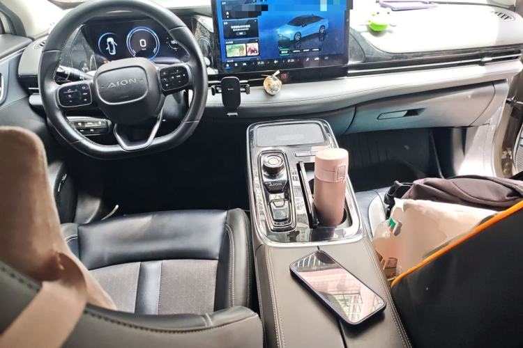 Used AION S Plus 2022 70 Intelligent Edition Center Console