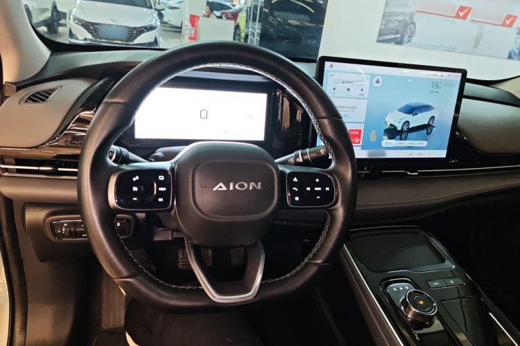 Used AION S Plus 2022 70 Enjoy Edition Center Console