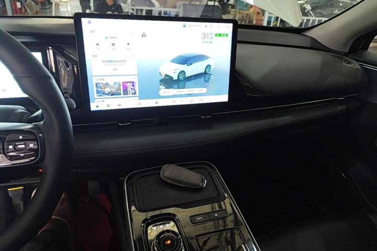 Used AION S Plus 2022 70 Intelligent Edition Center Console