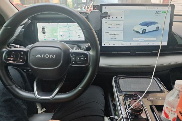 Used AION S Plus 2022 70 Intelligent Edition Center Console