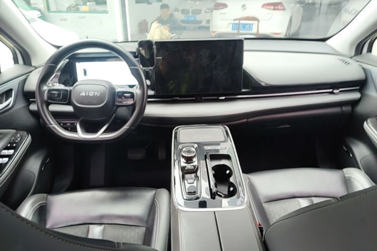Used AION S Plus 2022 70 Intelligent Edition Center Console