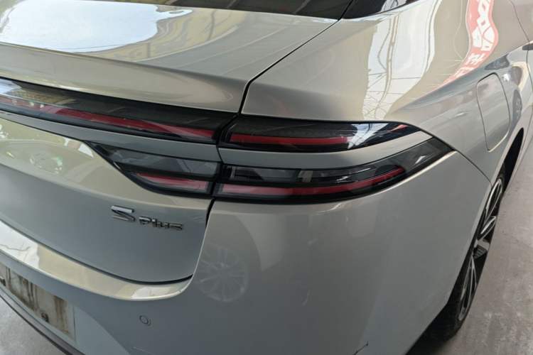 Used AION S Plus 2022 80 Tech Edition Exterior 3