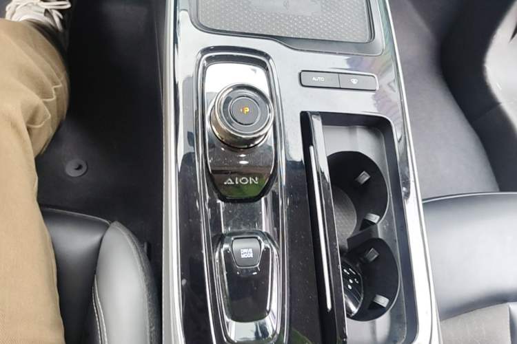 Used AION S Plus 2022 70 Intelligent Edition Gear Lever