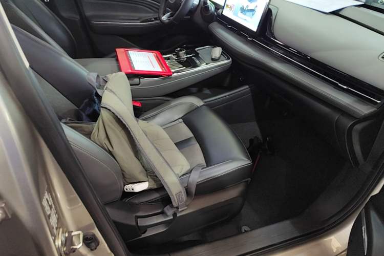 Used AION S Plus 2022 70 Intelligent Edition Right Front Seat