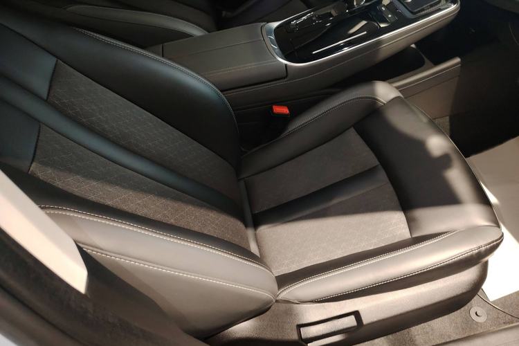 Used AION S Plus 2022 80 Tech Edition Right Front Seat