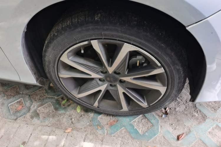 Used AION S Plus 2022 70 Intelligent Edition Right Front Wheel Hub