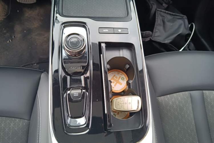 Used AION S Plus 2022 70 Enjoy Edition Gear Lever