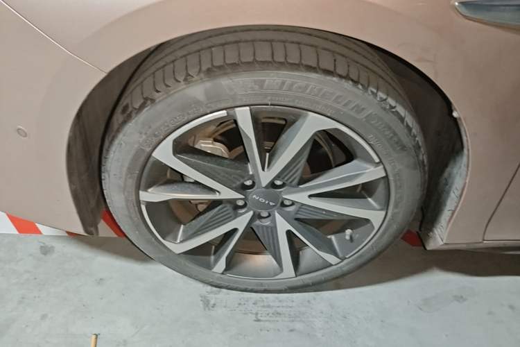 Used AION S Plus 2022 70 Intelligent Driving Edition Left Front Wheel Hub