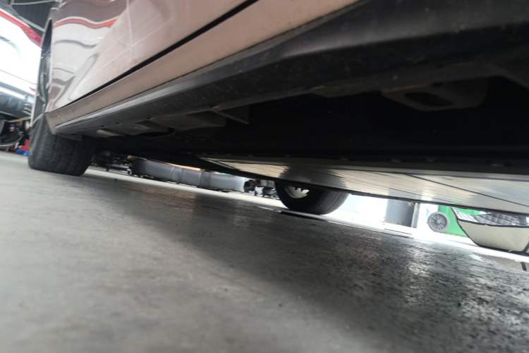 Used AION S Plus 2022 70 Intelligent Edition Left Side Sill