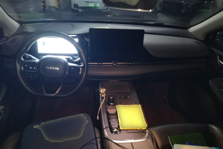 Used AION S Plus 2022 80 Tech Edition Center Console