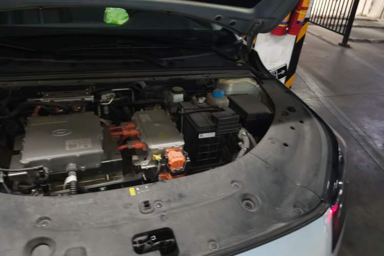 Used AION S Plus 2022 80 Tech Edition Engine Bay Left