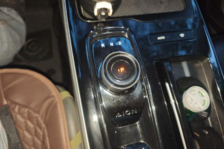 Used AION S Plus 2022 70 Enjoy Edition Gear Lever
