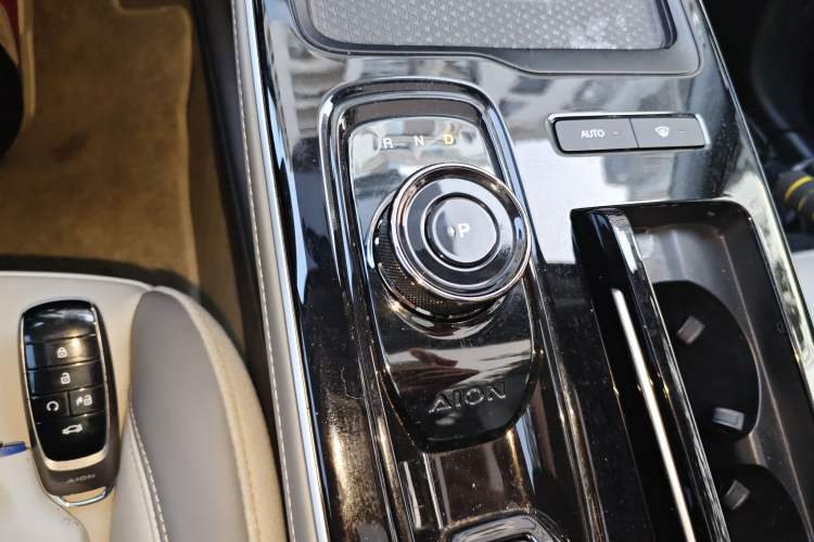 Used AION S Plus 2022 70 Intelligent Edition Gear Lever