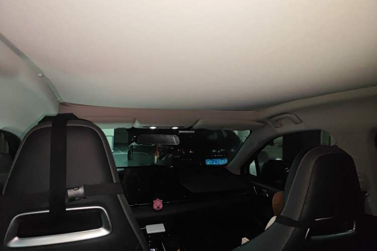 Used AION S Plus 2022 70 Intelligent Edition Headliner