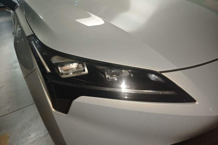 Used AION S Plus 2022 80 Tech Edition Right Front Headlight