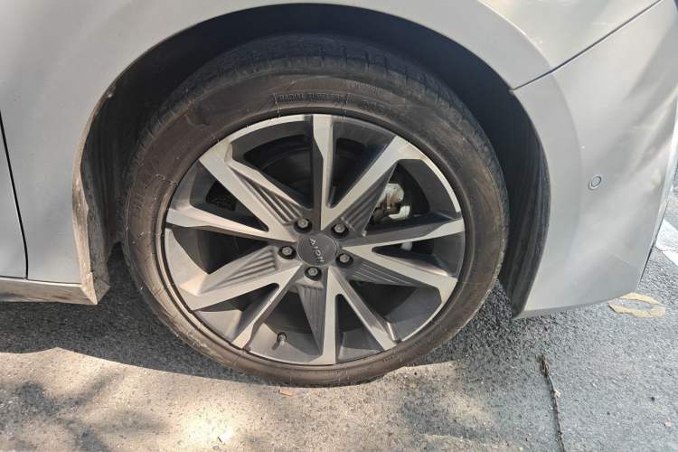 Used AION S Plus 2022 70 Intelligent Driving Edition Right Front Wheel Hub