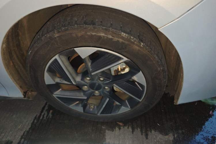 Used AION S Plus 2022 70 Enjoy Edition Right Front Wheel Hub