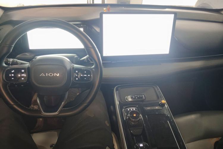 Used AION S Plus 2022 70 Intelligent Edition Center Console