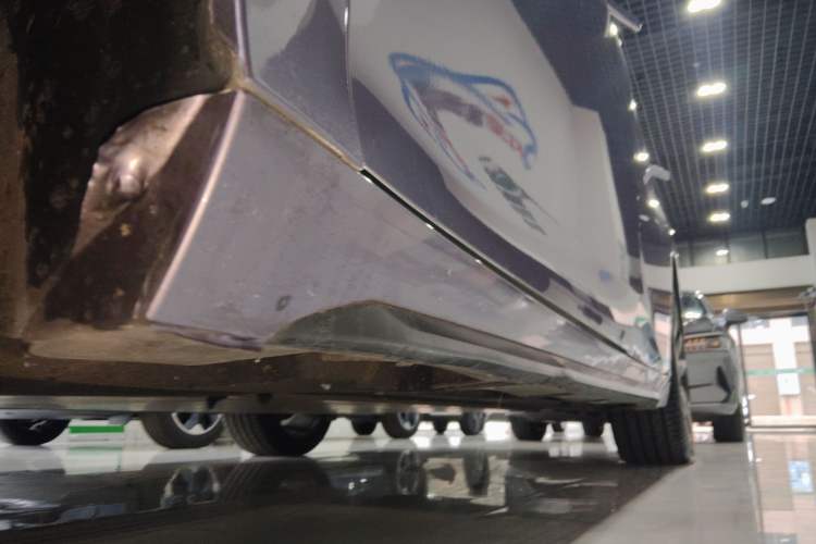 Used AION S Plus 2022 70 Intelligent Edition Left Side Sill