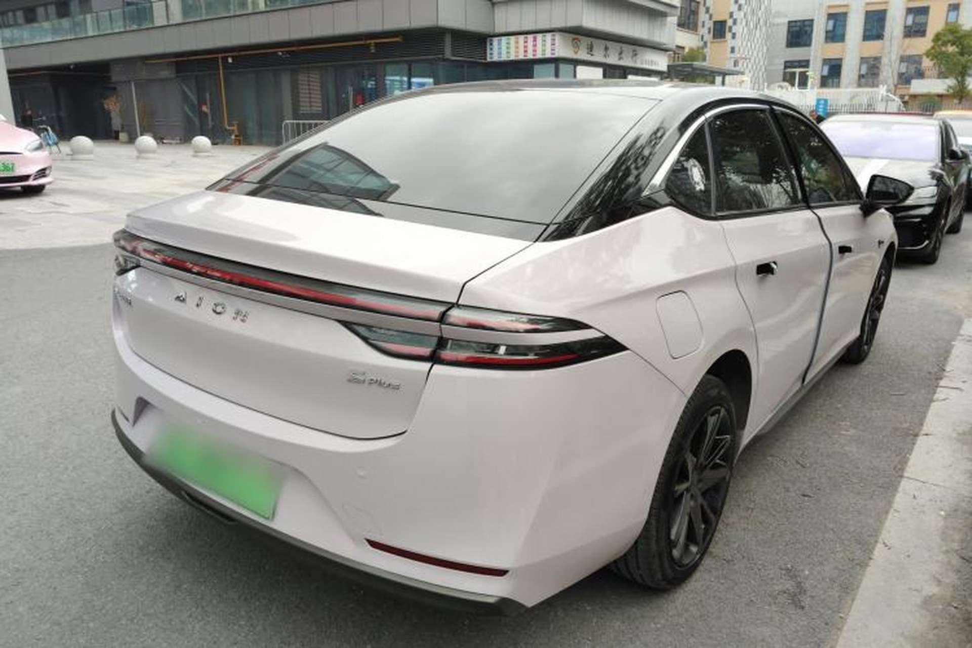 Used AION S Plus 2022 70 Intelligent Edition Rear Right 45 Deg